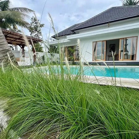 Padi-Padi Pool Villas